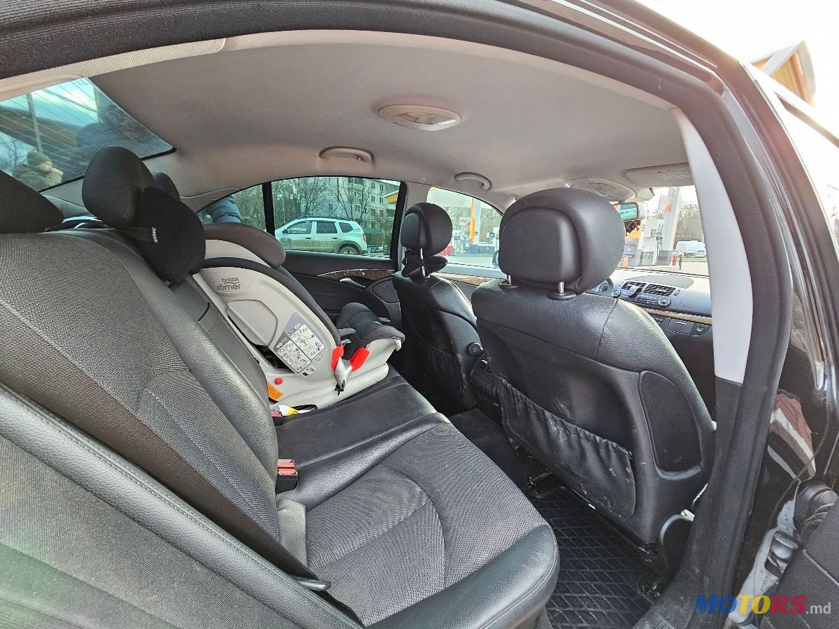 2007' Mercedes-Benz E Класс photo #4