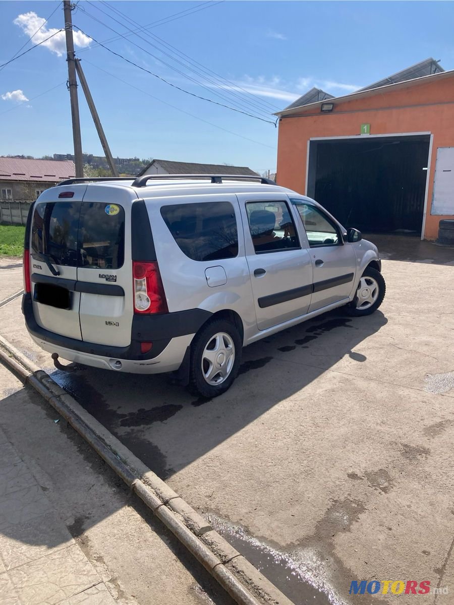 2008' Dacia Logan photo #3