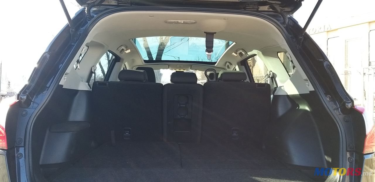 2013' Nissan Qashqai+2 photo #4