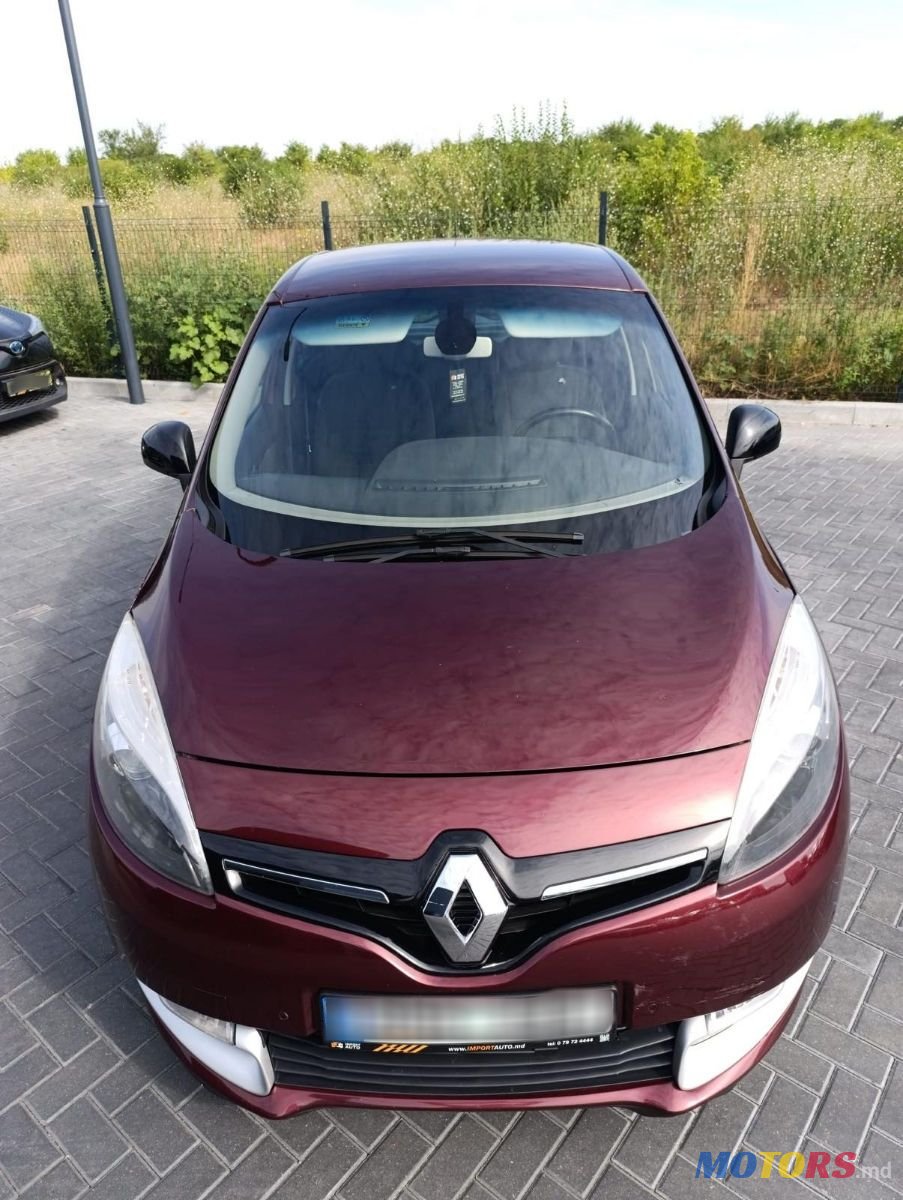 2015' Renault Scenic photo #2