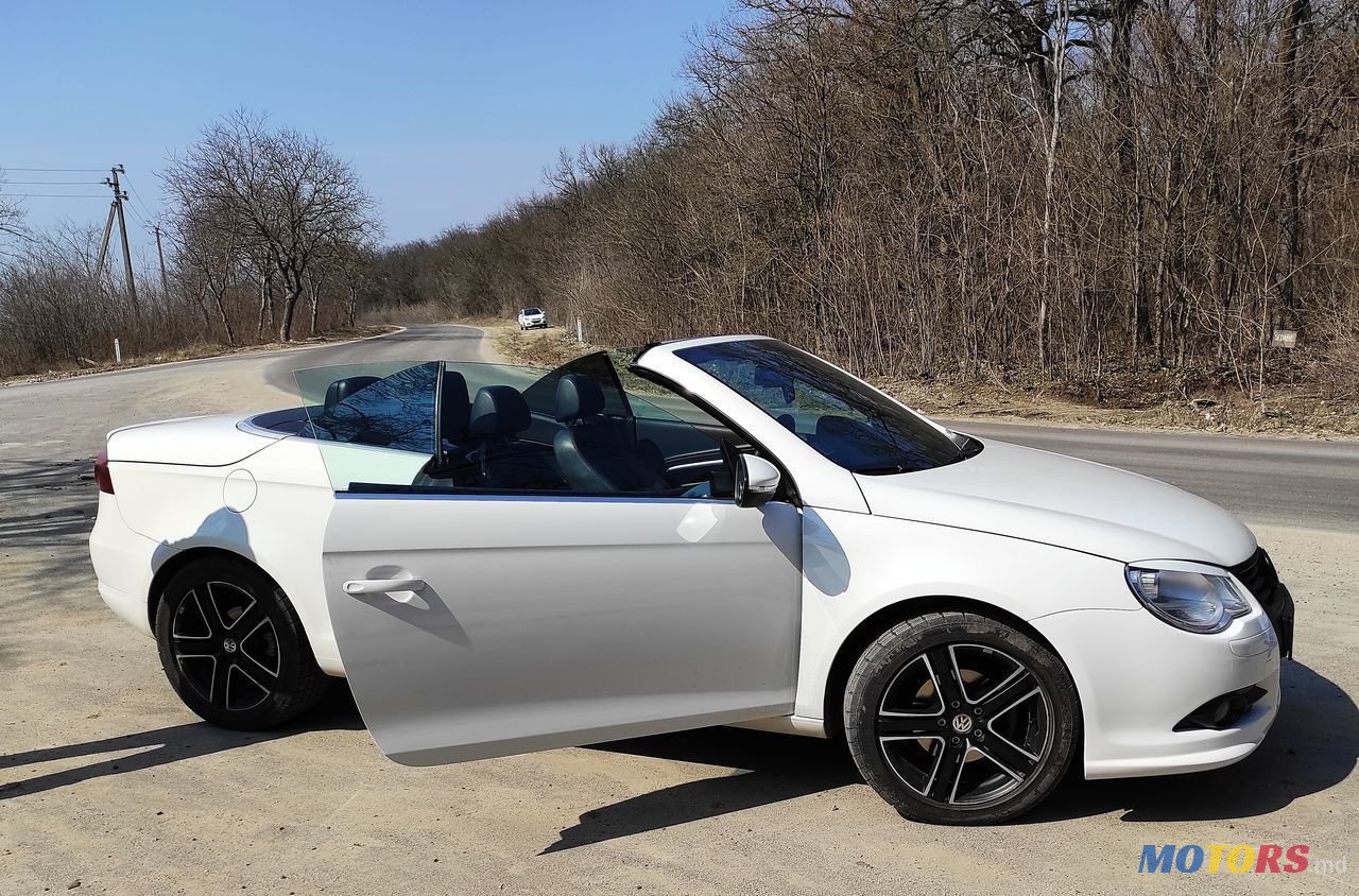 2008' Volkswagen Eos photo #4