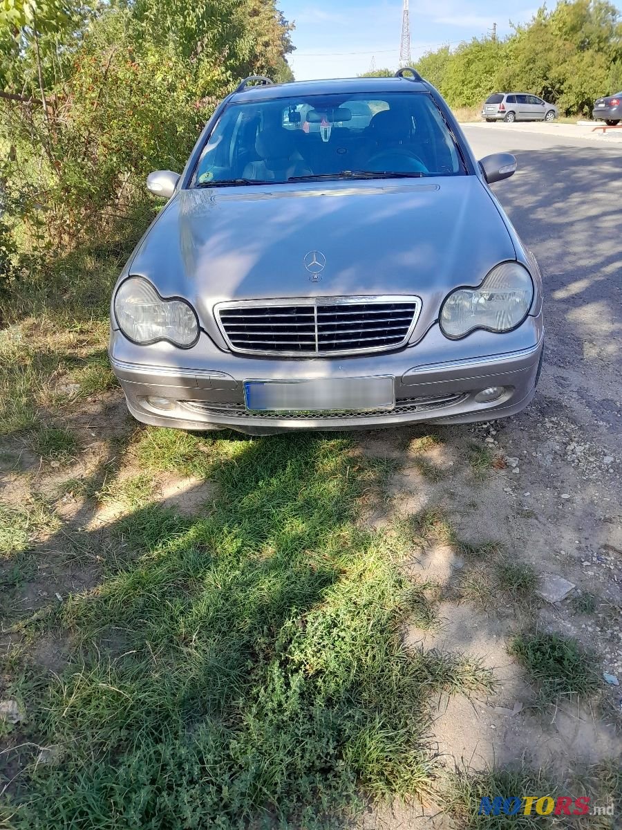 2003' Mercedes-Benz C Класс photo #2