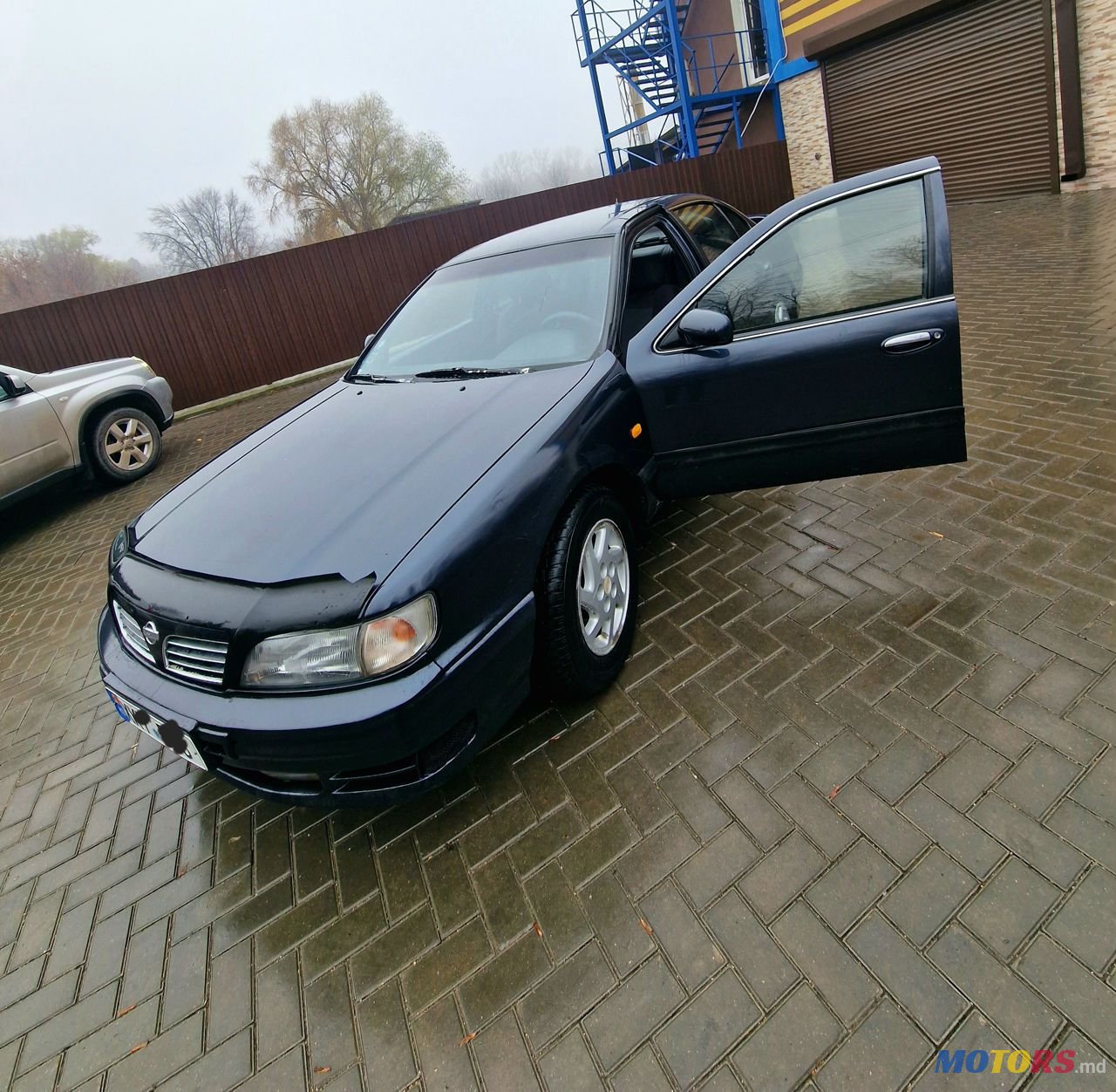 1995' Nissan Maxima photo #1