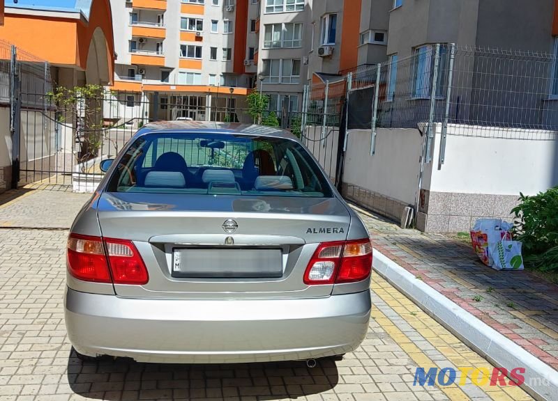 2004' Nissan Almera photo #3