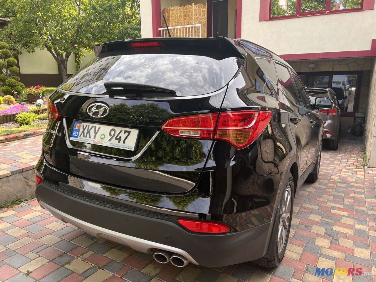 2014' Hyundai Santa Fe photo #4