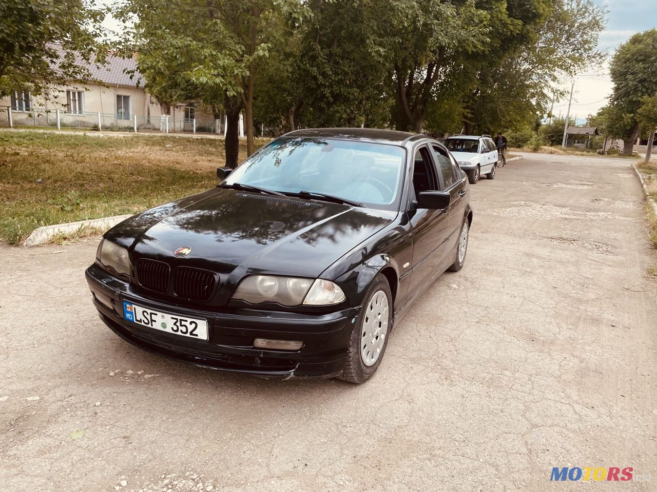 2001' BMW 3 Series photo #1