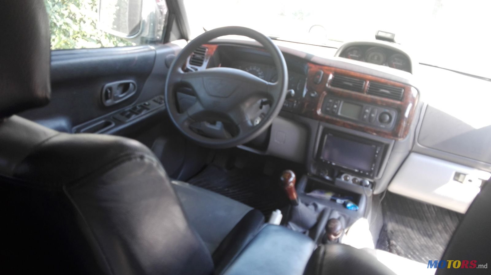 2005' Mitsubishi Pajero Sport photo #2