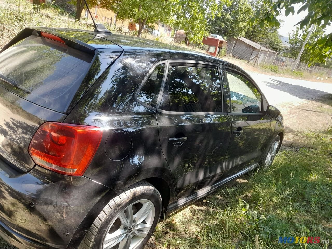 2012' Volkswagen Polo photo #5