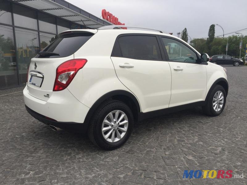 2015' Honda CR-V photo #2