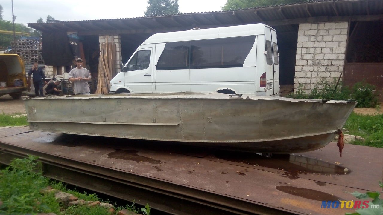 1975' ЮГ лодка photo #1