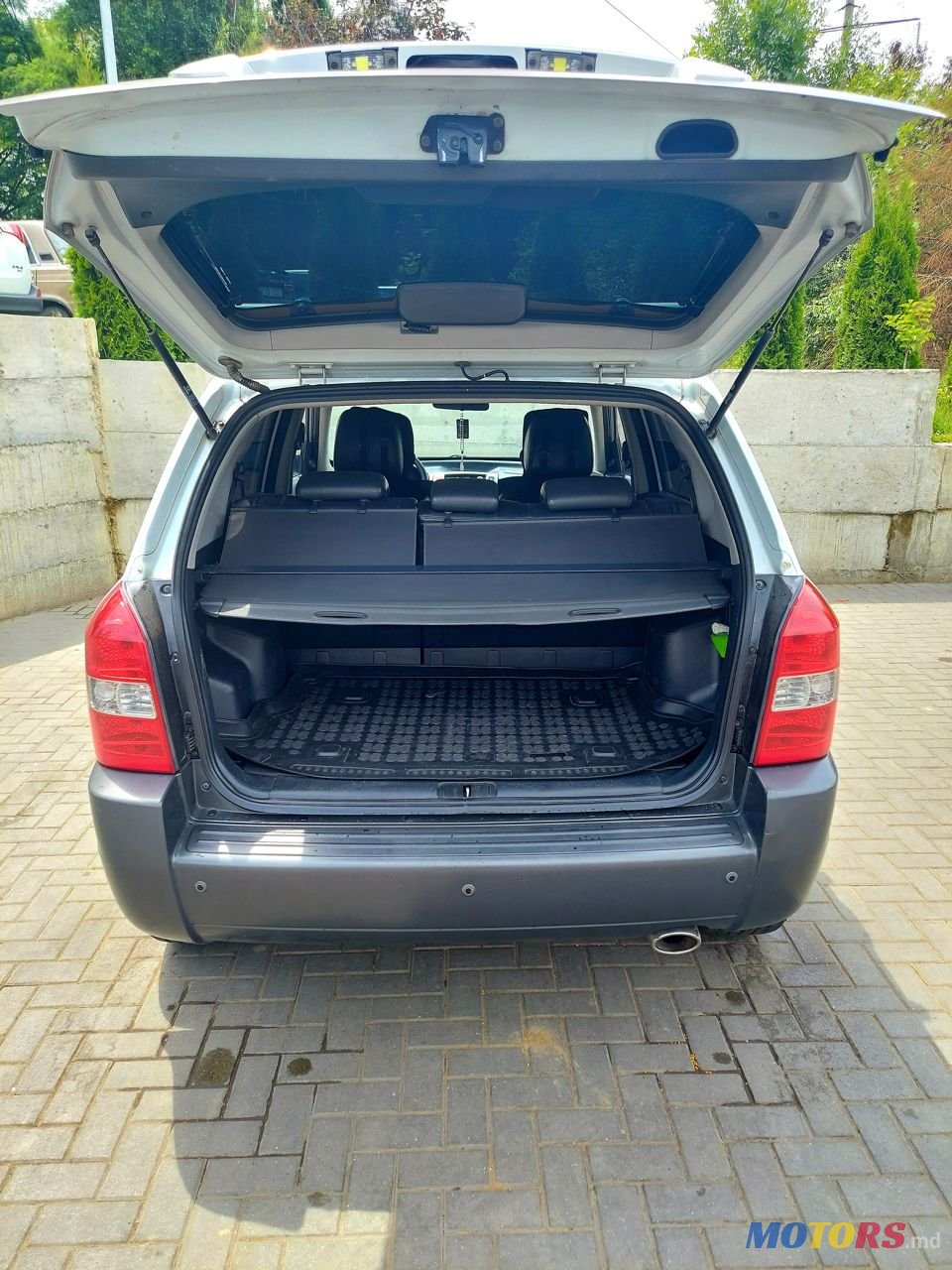 2009' Hyundai Tucson photo #6