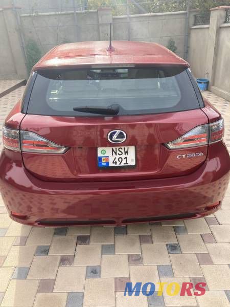 2011' Lexus CT photo #4