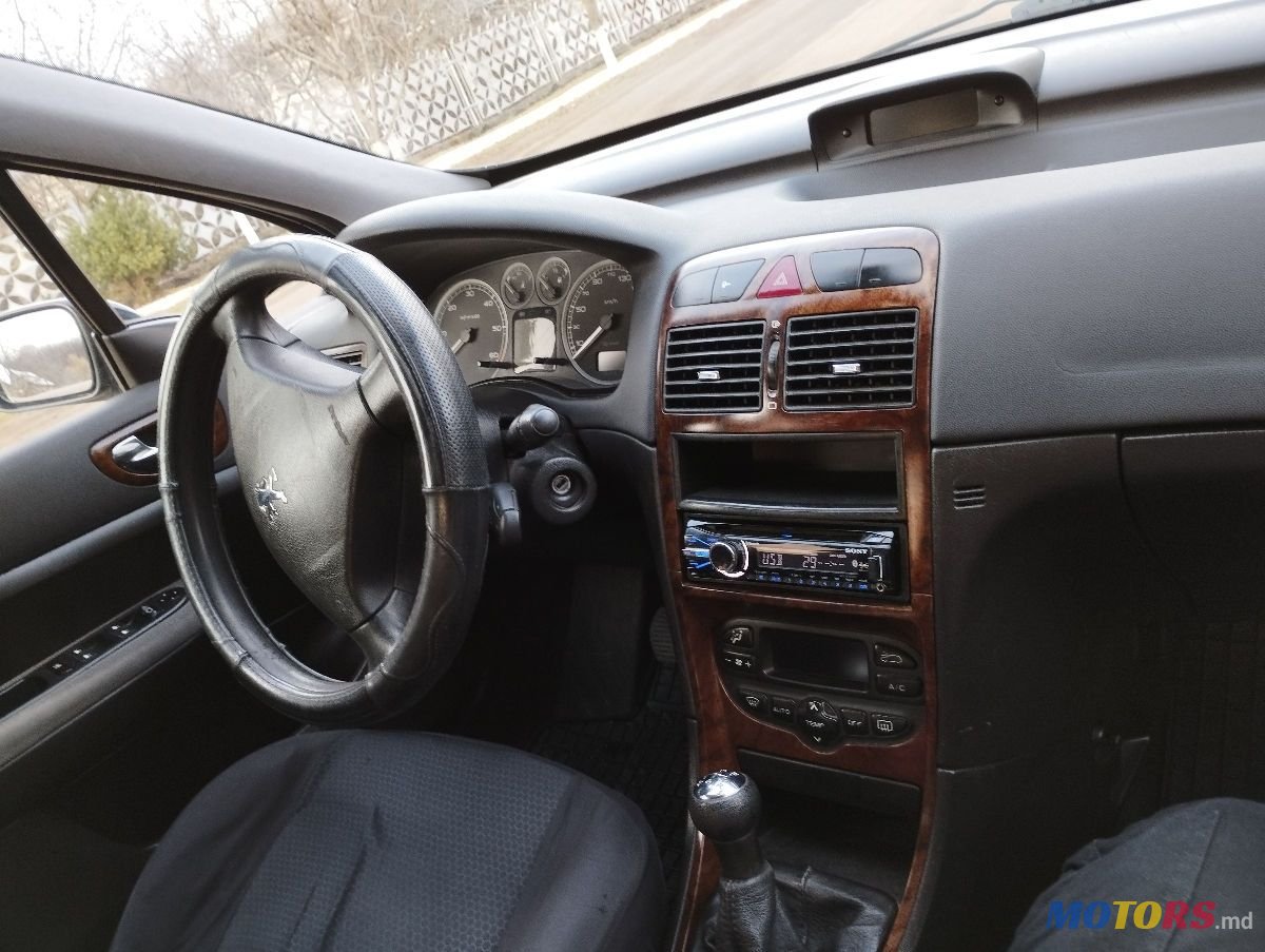 2004' Peugeot 307 photo #4