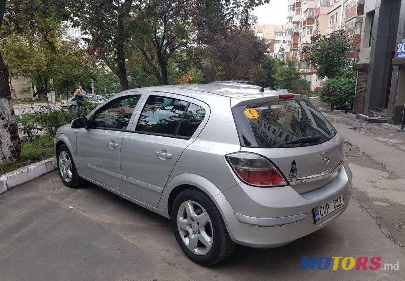 2007' Opel Astra photo #1