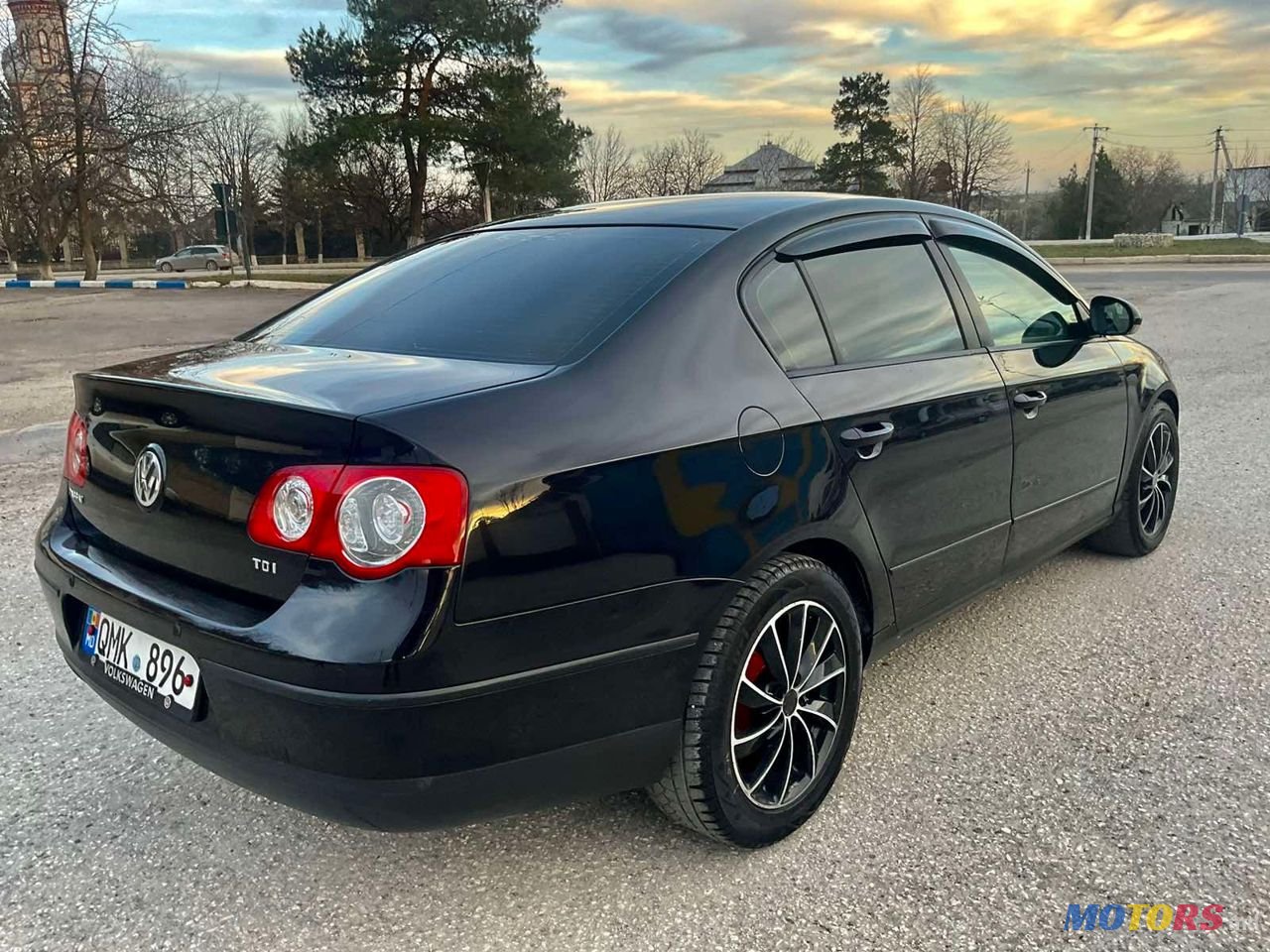 2007' Volkswagen Passat photo #6