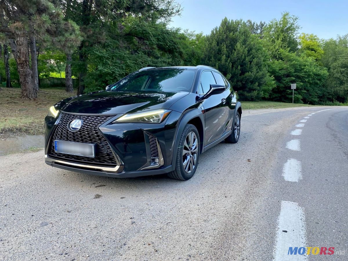 2019' Lexus UX photo #3
