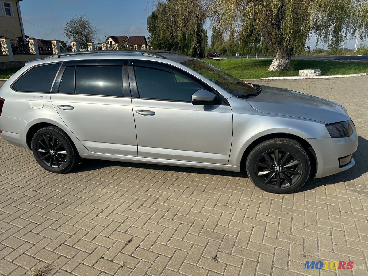 2016' Skoda Octavia photo #2