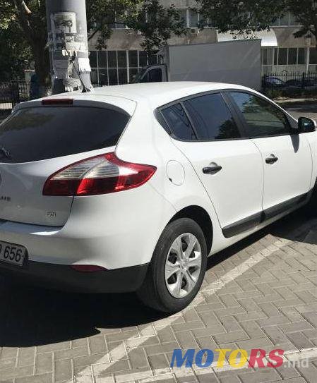 2010' Renault Megane photo #2