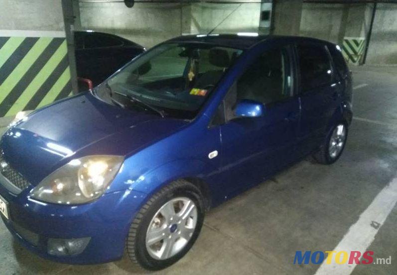2008' Ford Fiesta photo #1