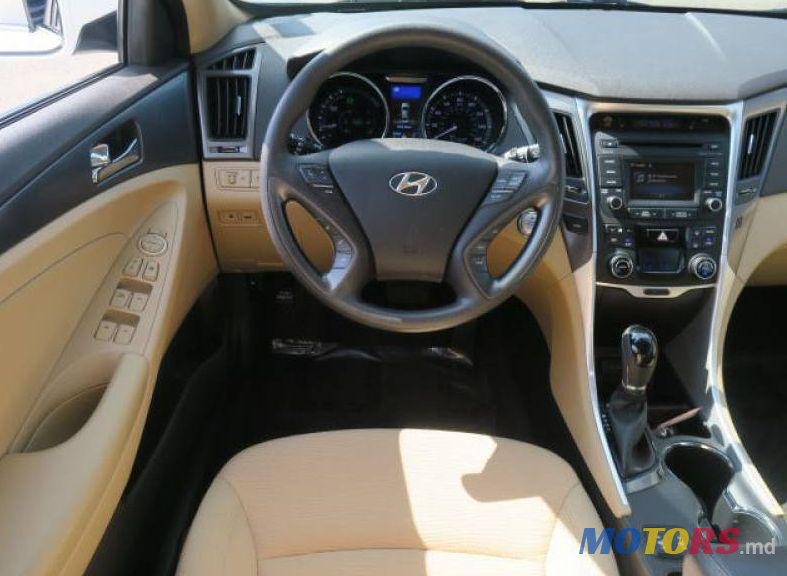 2014' Hyundai Sonata photo #1