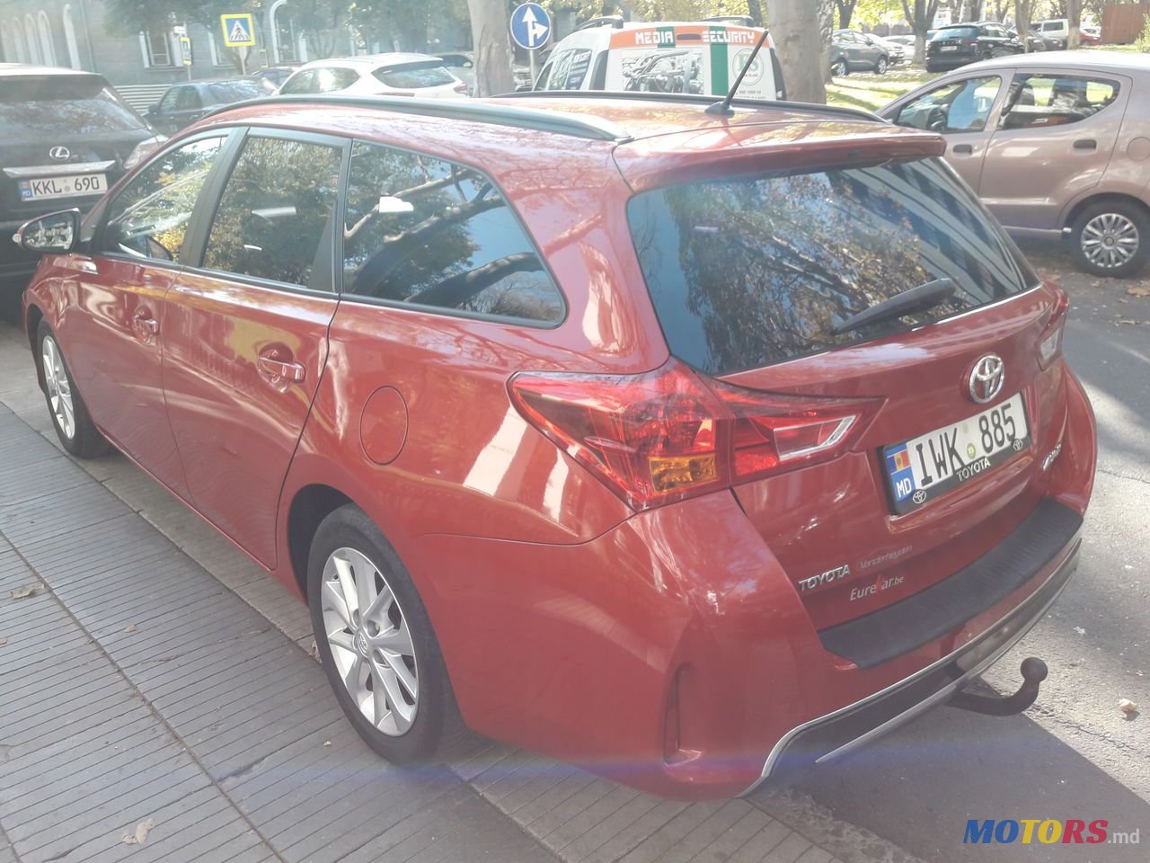 2015' Toyota Auris photo #2