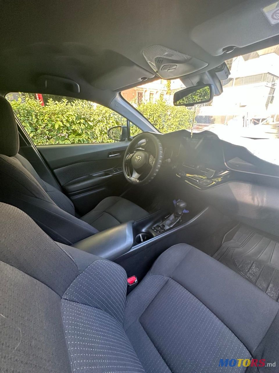 2018' Toyota C-HR photo #6