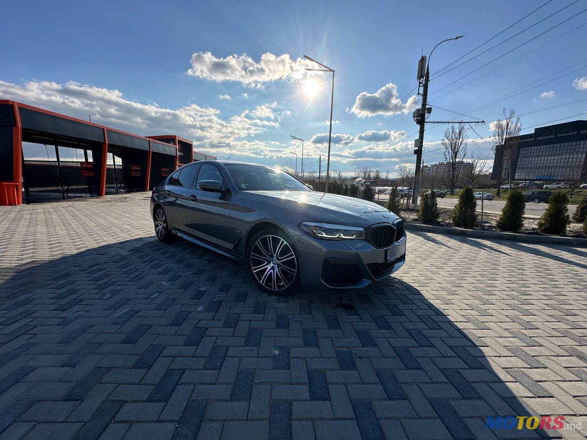2021' BMW 5 Series photo #1