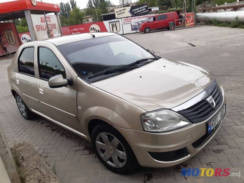 2010' Dacia Logan photo #2
