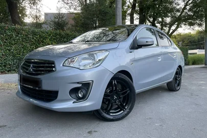 2016' Mitsubishi Attrage