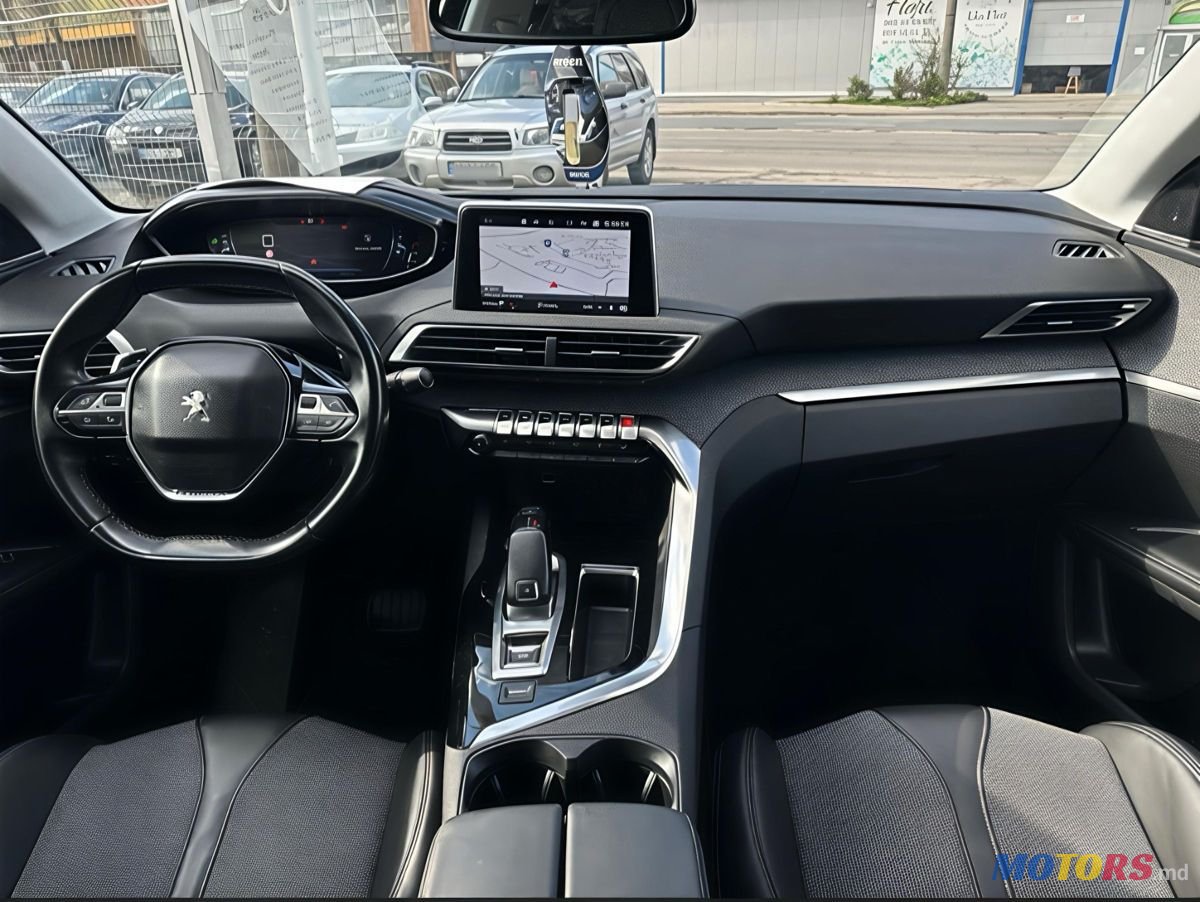 2018' Peugeot 5008 photo #5