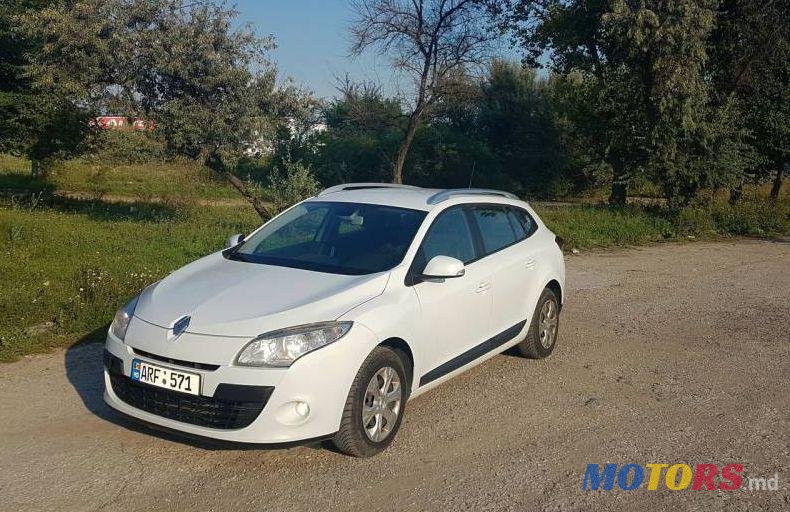 2010' Renault Megane photo #1