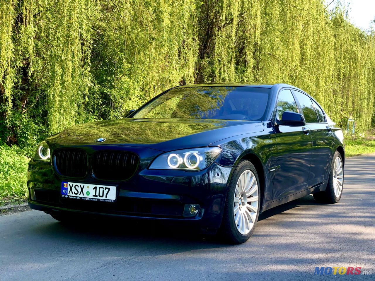 2010' BMW 7 Series photo #1