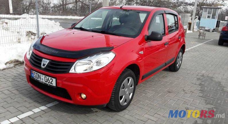 2010' Dacia Sandero photo #2
