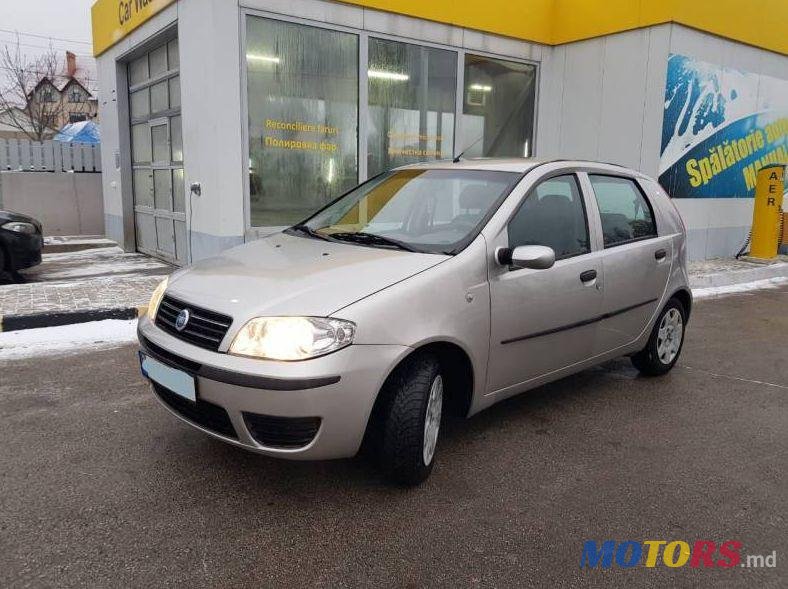 2005' Fiat Punto photo #2