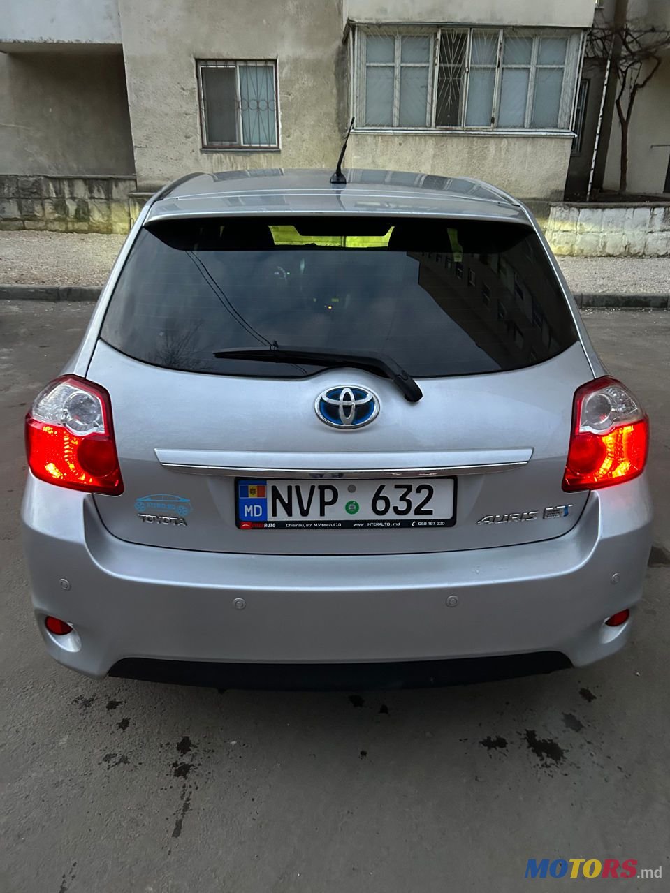 2011' Toyota Auris photo #3