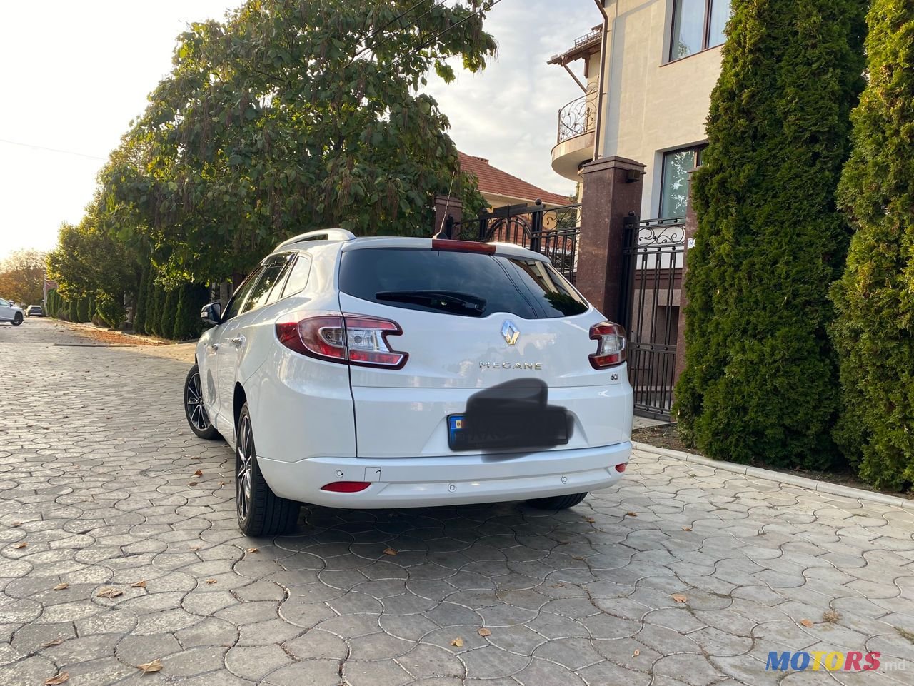 2013' Renault Megane photo #3