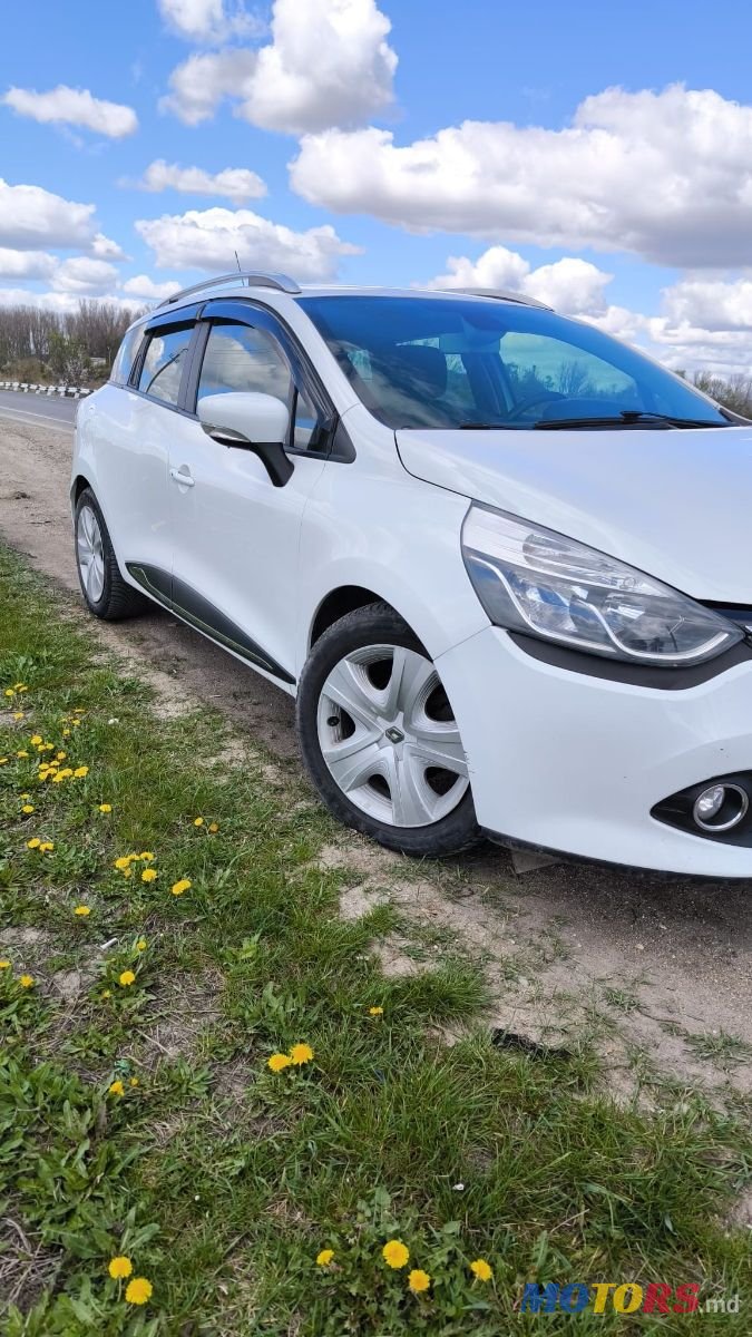 2014' Renault Clio photo #3