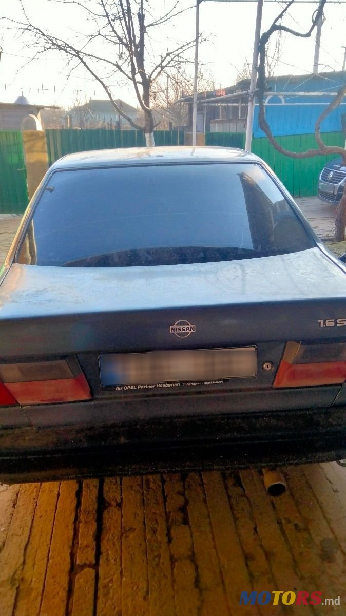 1992' Nissan Primera photo #5