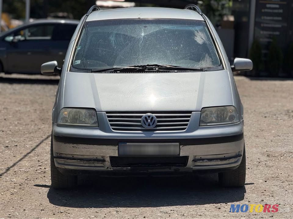 2001' Volkswagen Sharan photo #3
