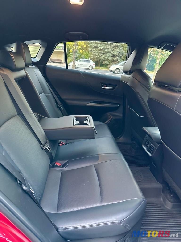 2021' Toyota Venza photo #6