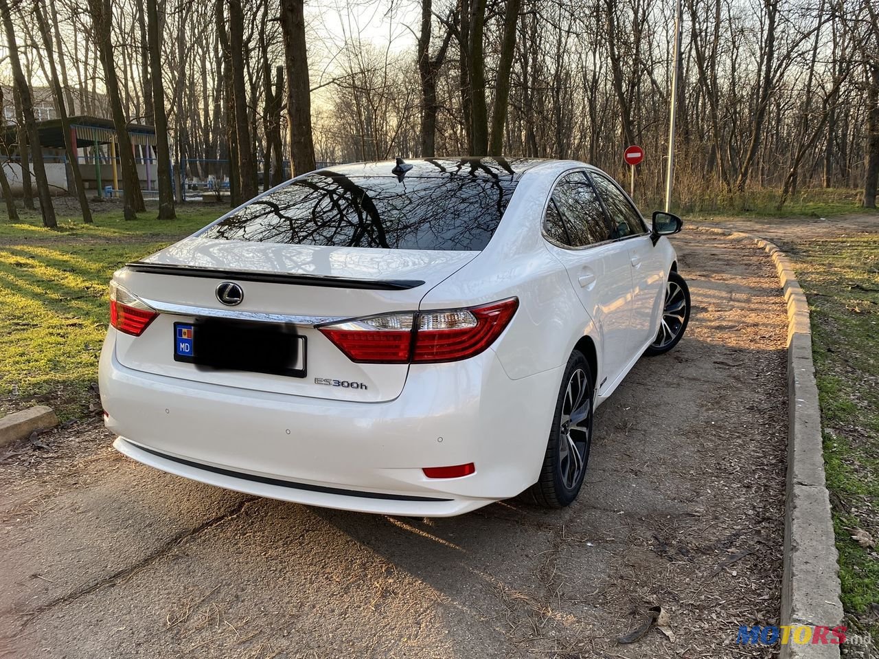 2013' Lexus Es Series photo #4