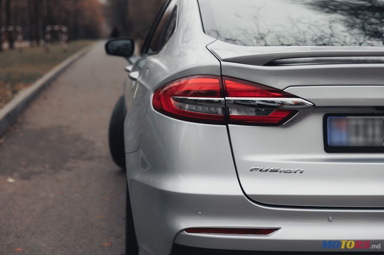 2019' Ford Fusion photo #5