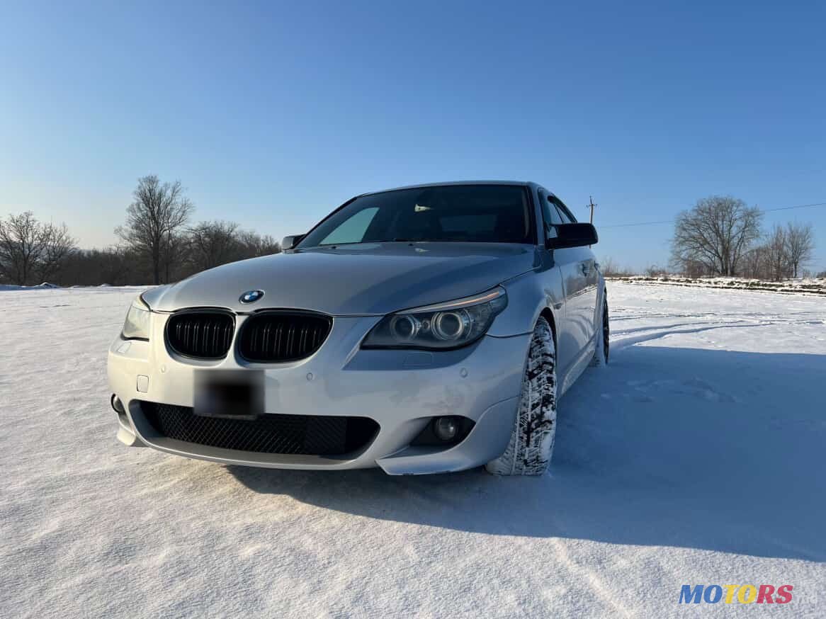 2009' BMW 5 Series photo #3