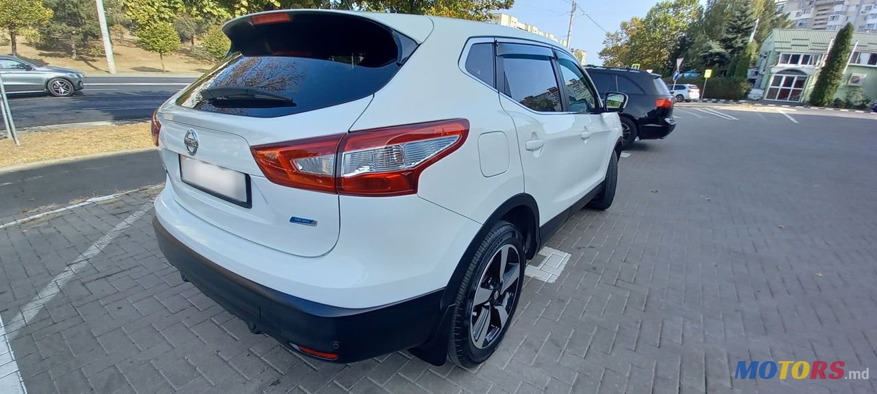 2014' Nissan Qashqai photo #2