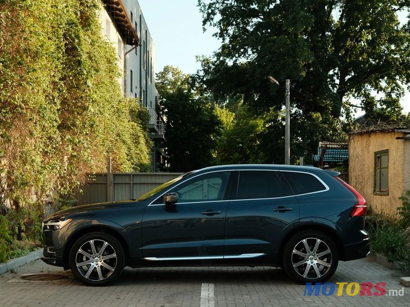 2020' Volvo XC60 photo #4