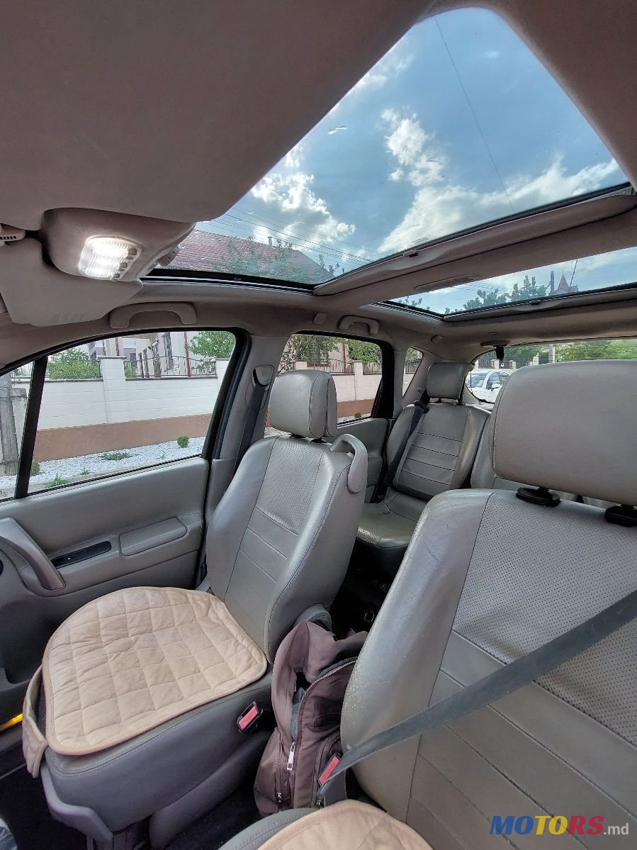 2004' Renault Scenic photo #1