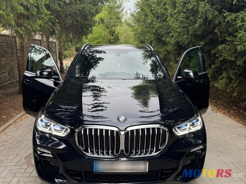 2019' BMW X5 photo #2