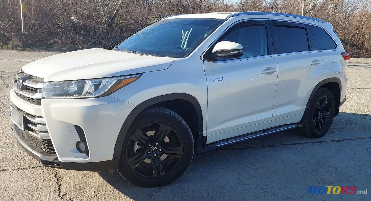 2017' Toyota Highlander photo #2