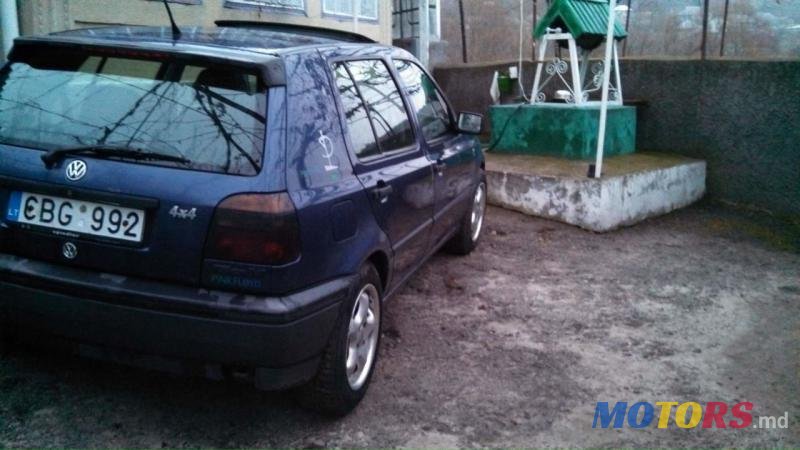 1995' Volkswagen Golf photo #2