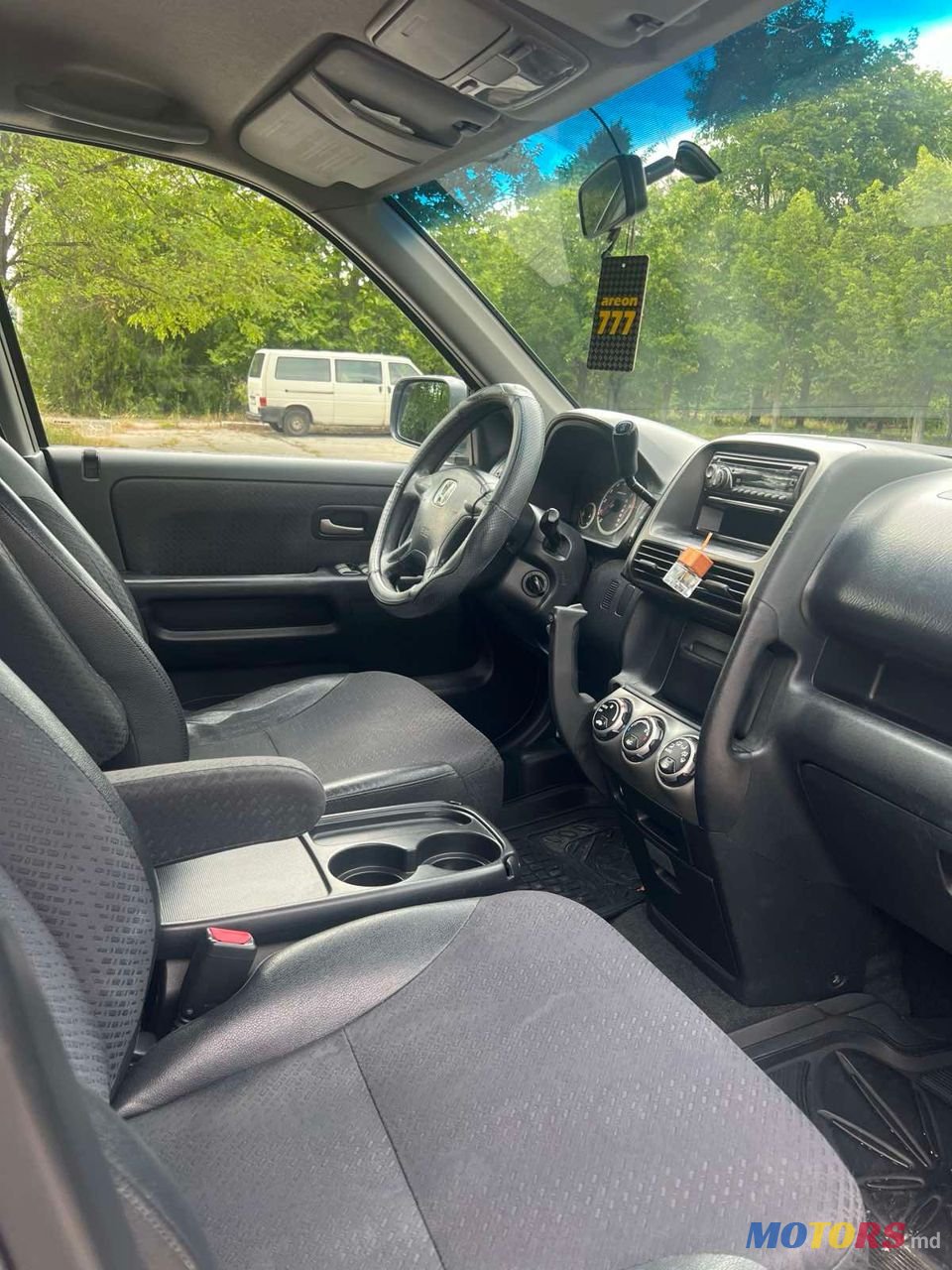 2004' Honda CR-V photo #4